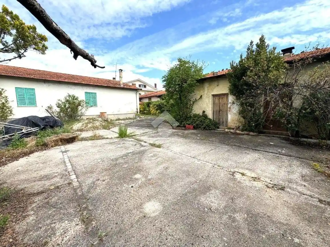 Terratetto unifamiliare via elisabetta camathias 14, Centro, Avezzano - foto 3