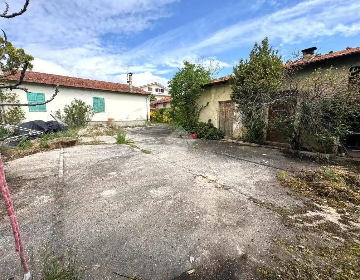 Terratetto unifamiliare via elisabetta camathias 14, Centro, Avezzano - foto 4