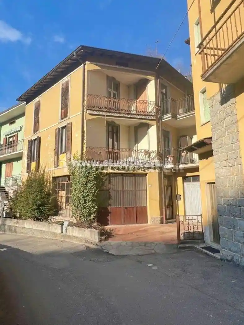 Villa in vendita a Ponte Nossa
