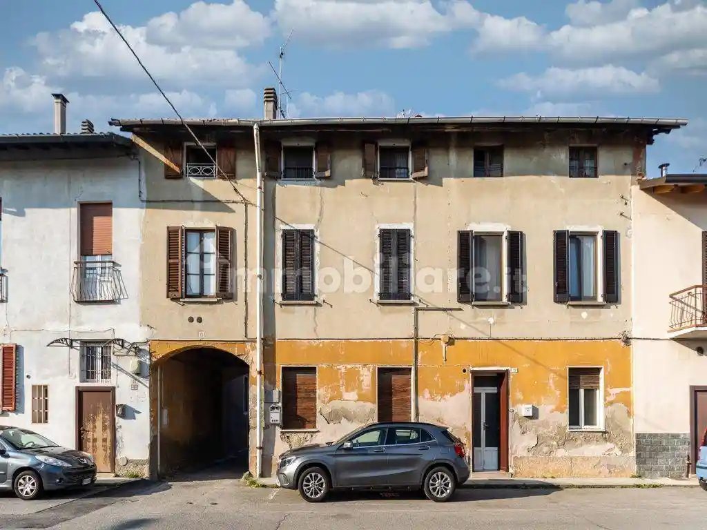 Appartamento in vendita a Villasanta