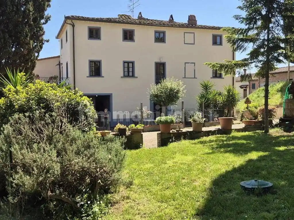 Rustico - Casale in vendita a Gambassi Terme