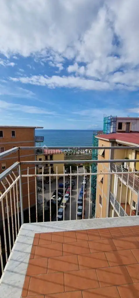 Appartamento in vendita a Torre del Greco