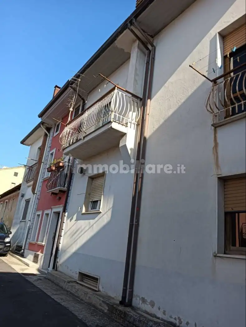 Palazzo - Edificio in vendita a San Nicola Baronia