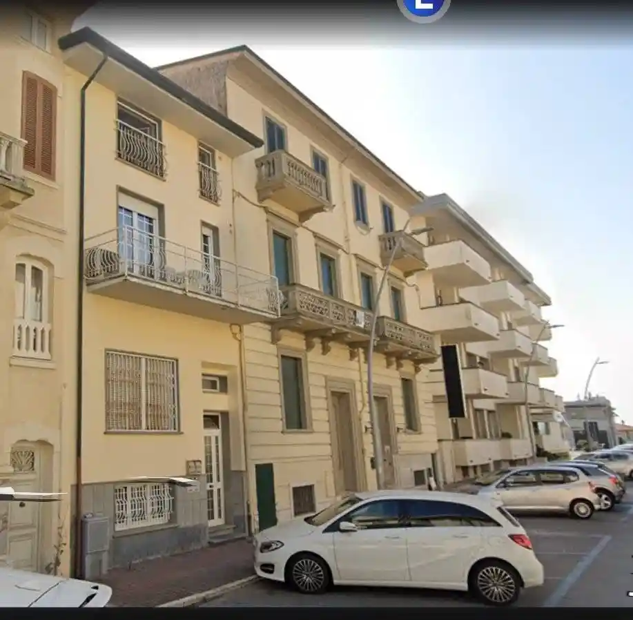 Casa indipendente in vendita a Viareggio