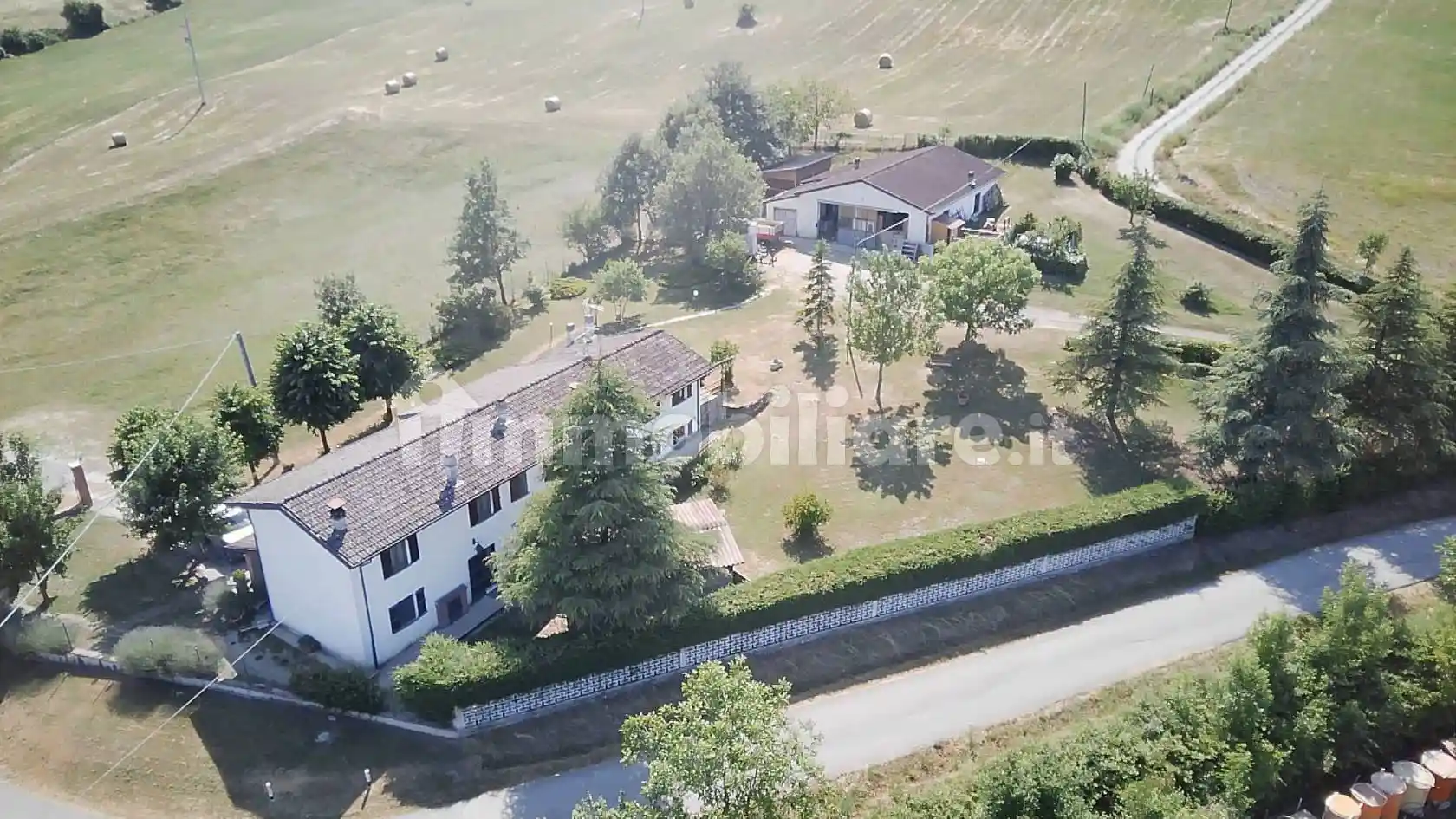 Rustico - Casale in vendita a Gropparello