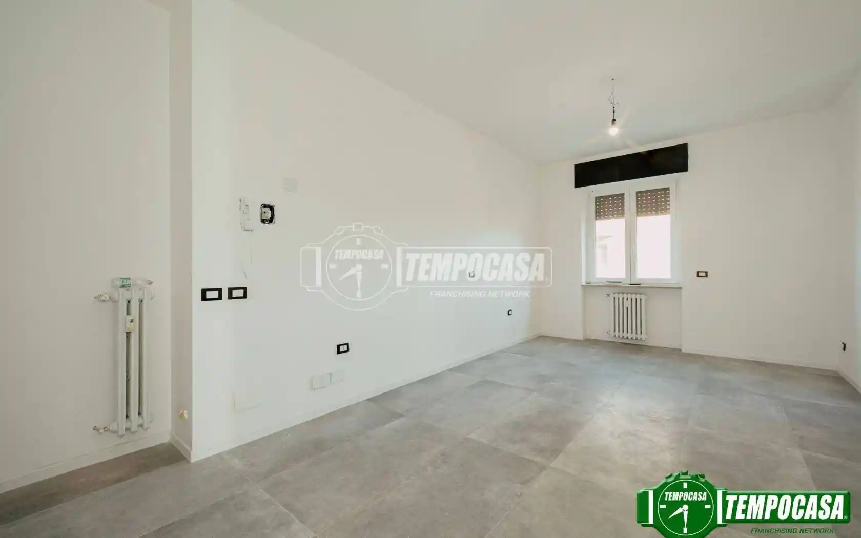 Appartamento in vendita a Voghera