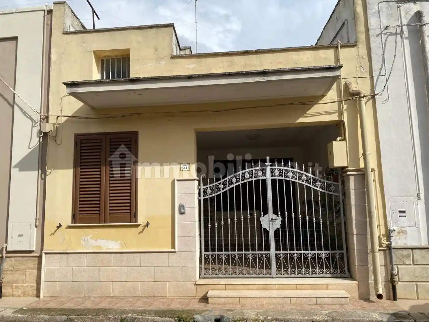 Palazzo - Edificio in vendita a Cellino San Marco