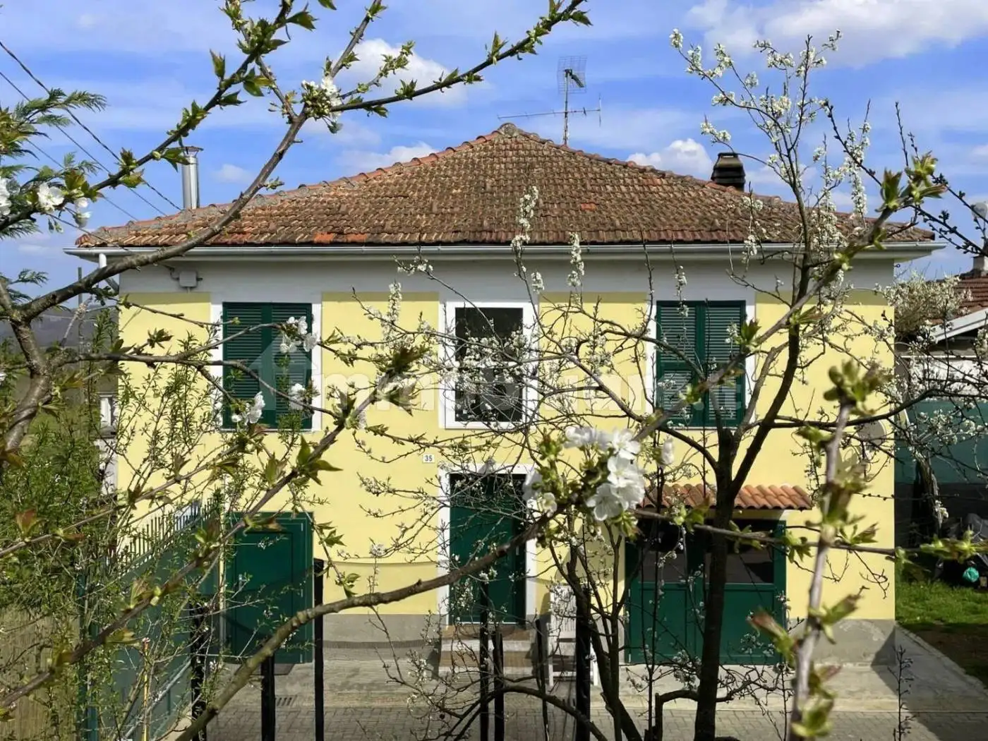 Villa in vendita a Piana Crixia