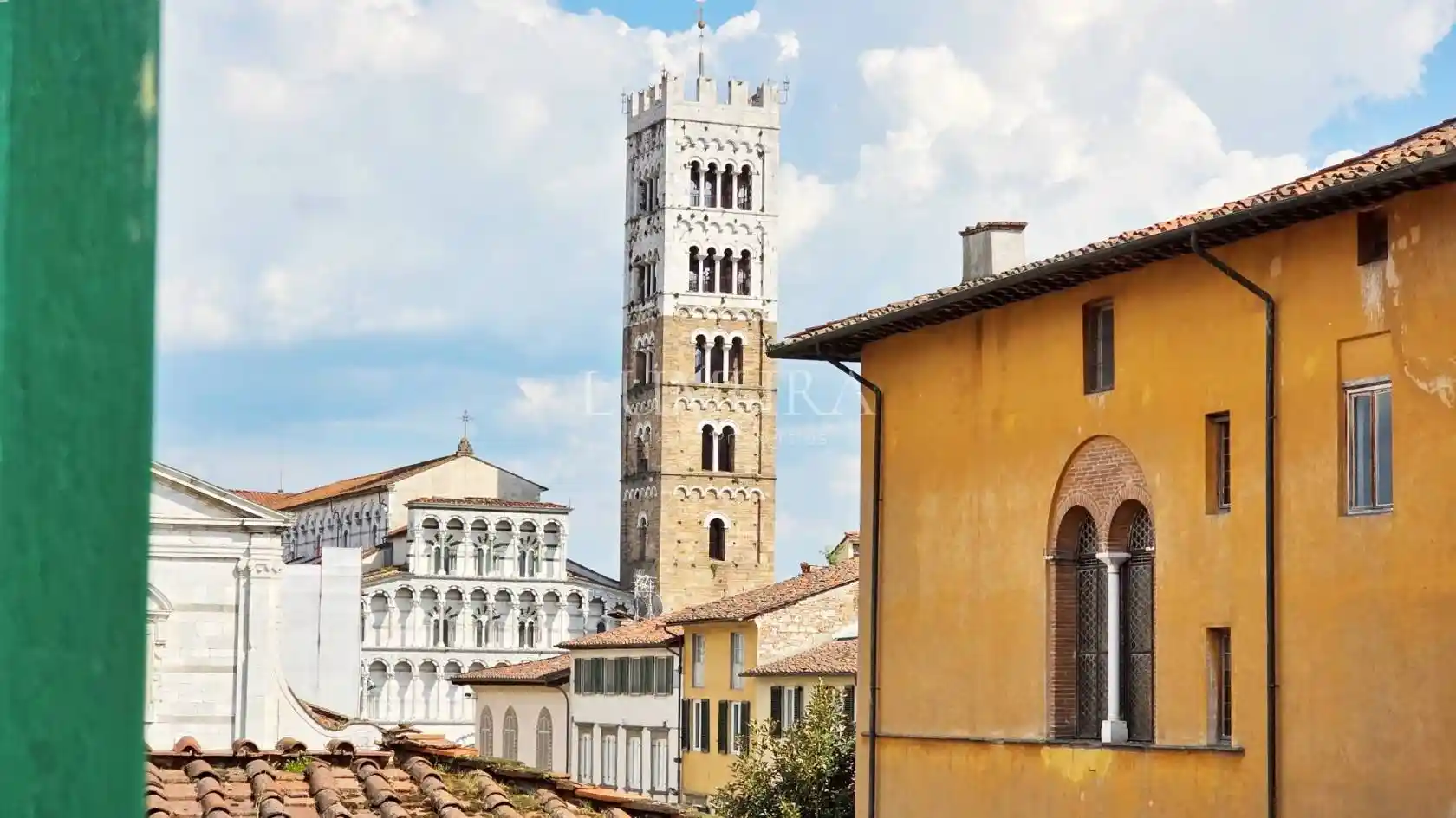 Appartamento in vendita a Lucca