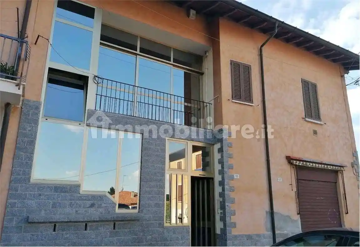 Casa indipendente in vendita a Besozzo