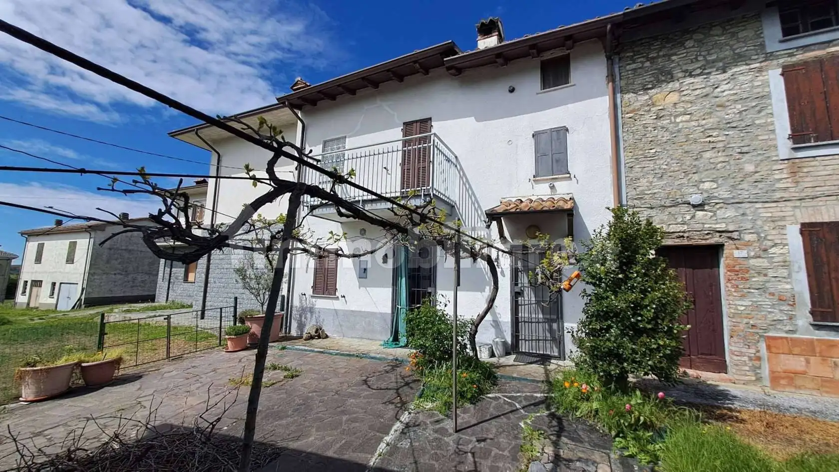 Casa indipendente in vendita a Colli Verdi