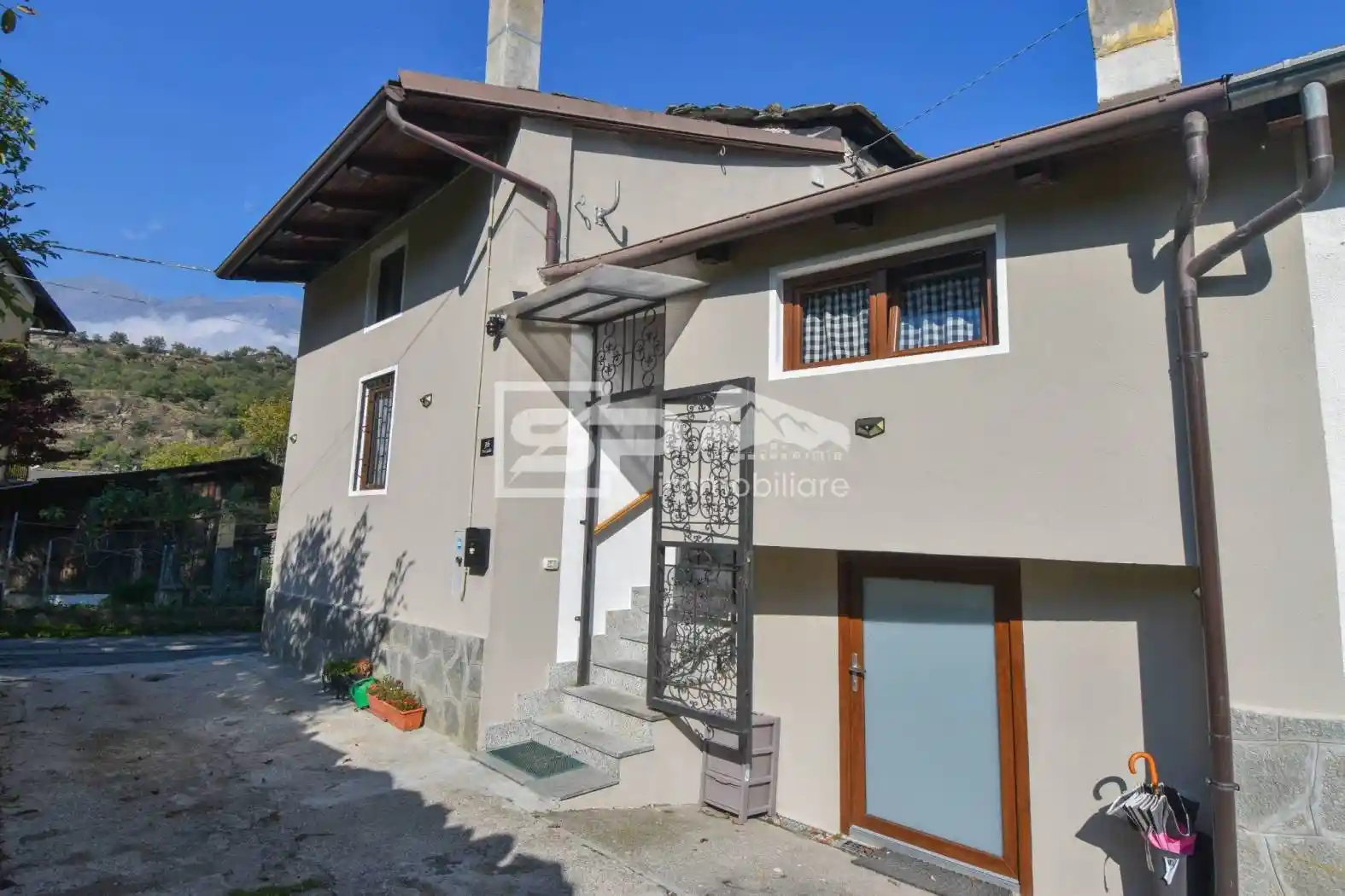 Casa indipendente in vendita a Mattie