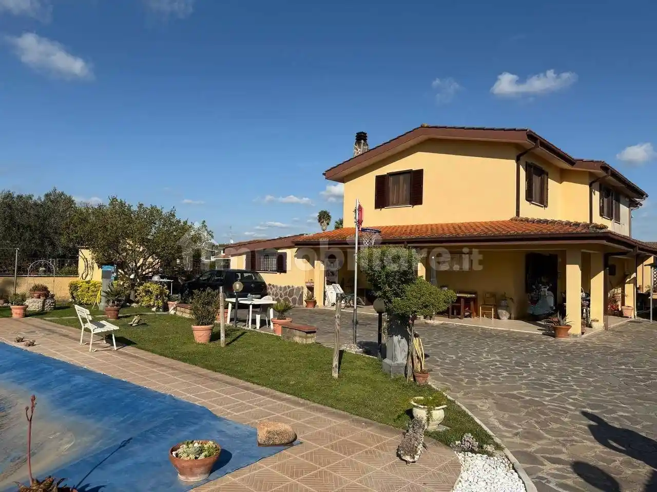 Villa in vendita a Aprilia
