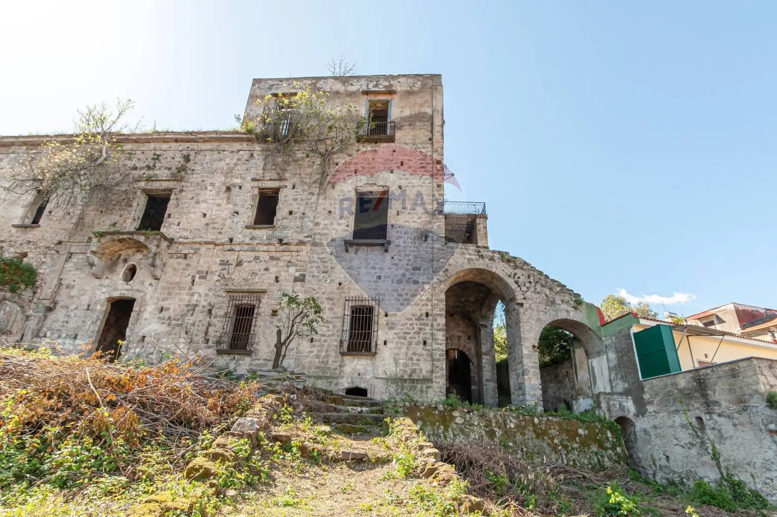 Palazzo - Edificio in vendita a Pagani