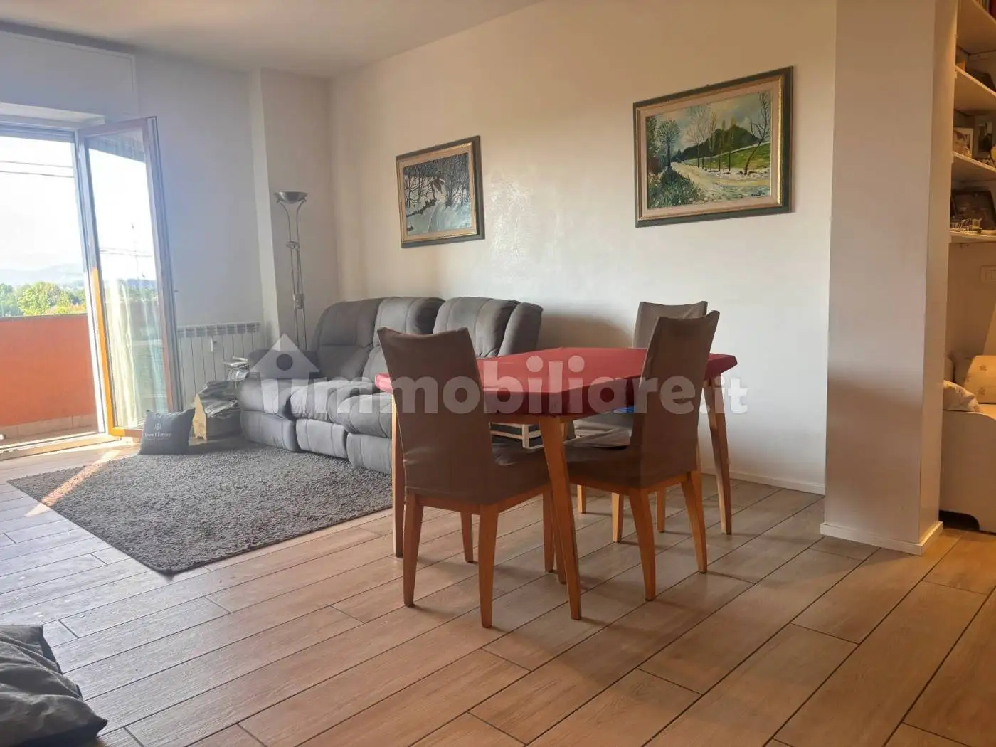 Trilocale via Alessandro Volta 25, Centro, Casnate con Bernate - foto 3