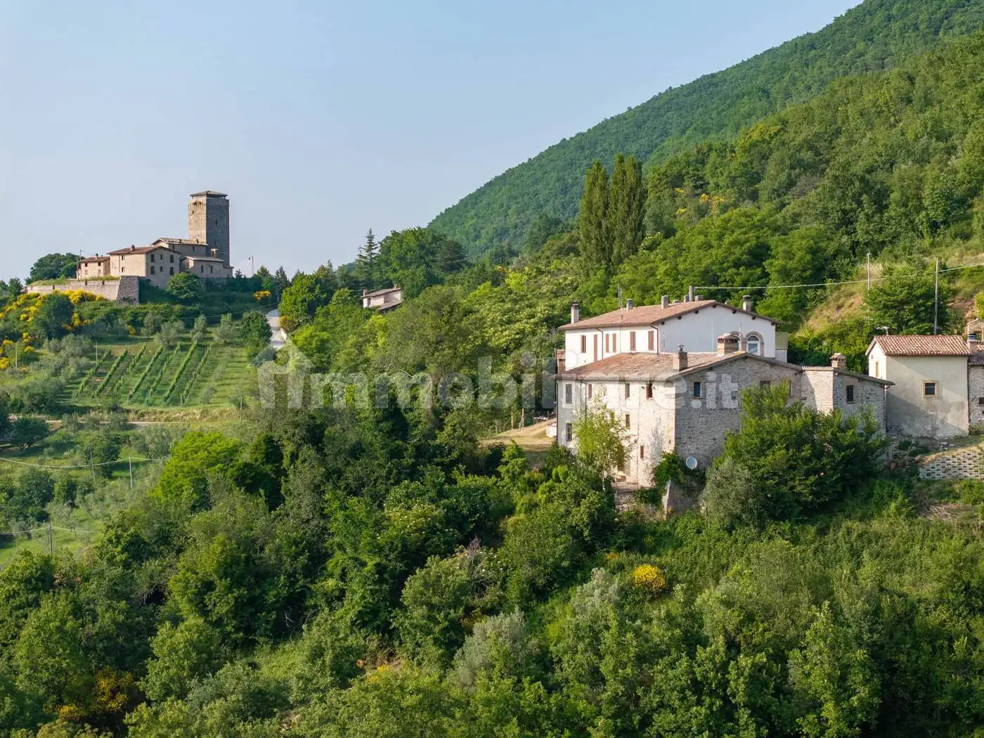 Rustico - Casale in vendita a Valtopina