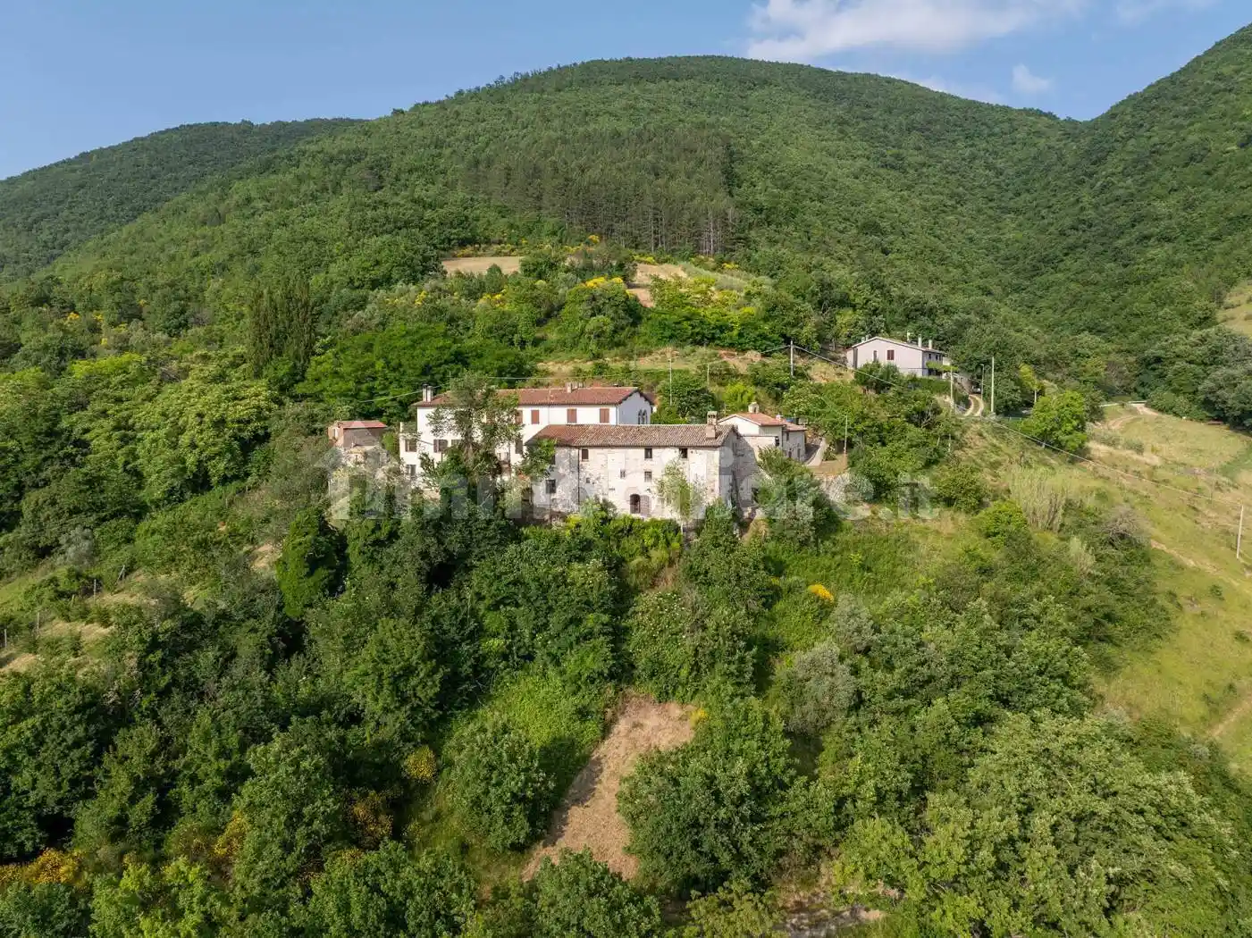 Casale via Roma, Centro, Valtopina - foto 2