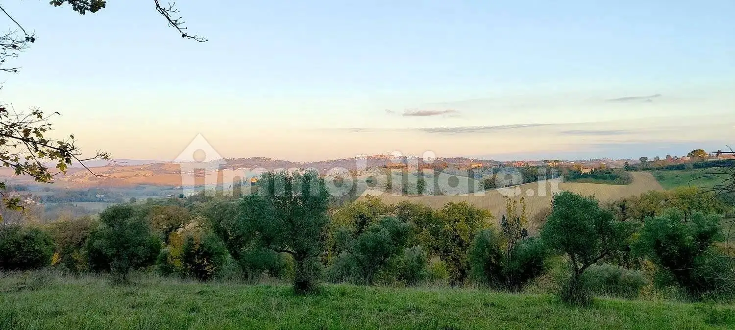 Villa in vendita a Gualdo