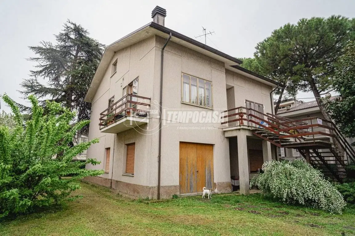Villa in vendita a Fano
