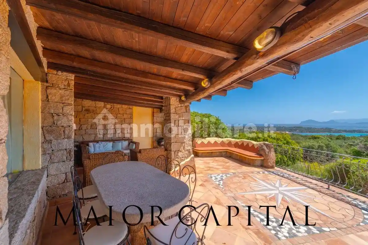 Villetta a schiera in vendita a Arzachena