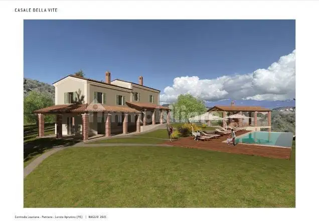 Rustico - Casale in vendita a Loreto Aprutino