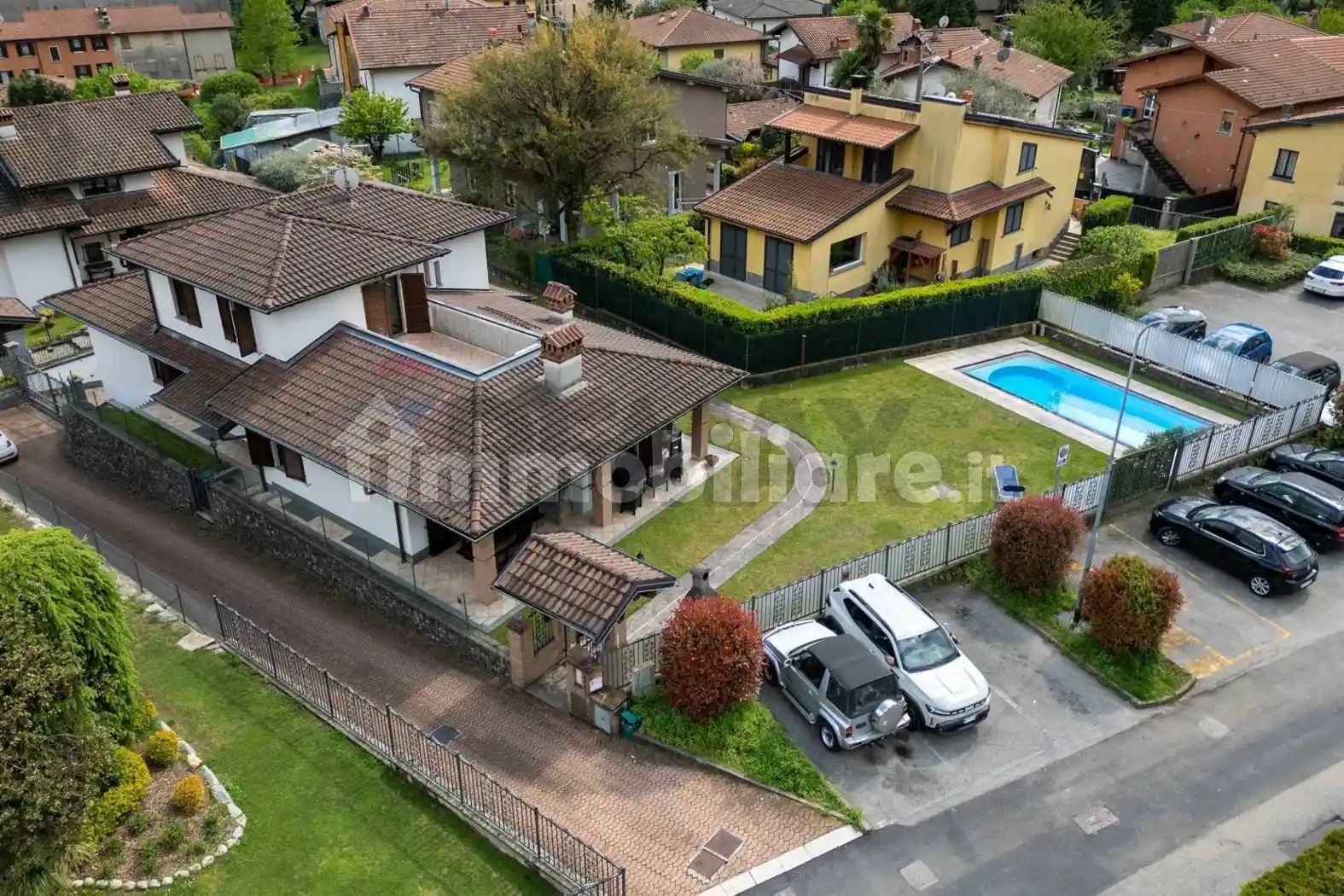 Villa in vendita a Caravate