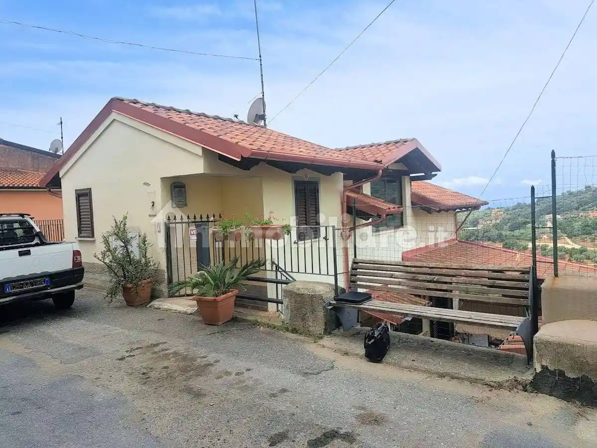 Villa plurifamiliare via Annunziata 2, Castiglione Marittimo, Falerna - foto 3