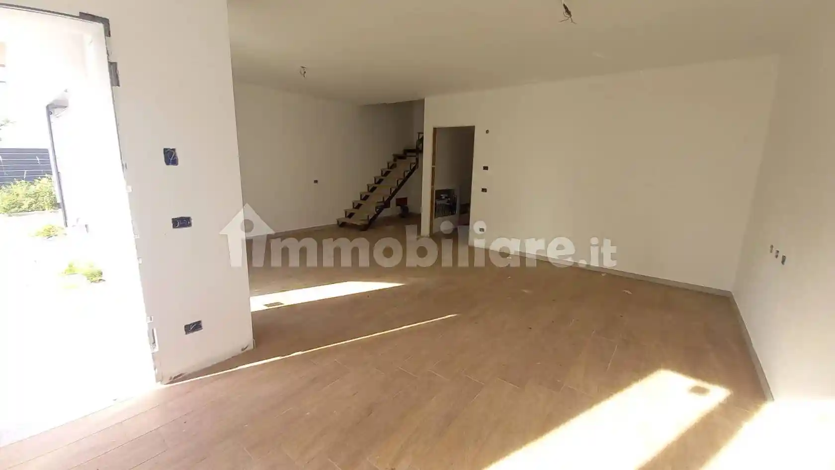 Villa in vendita a Borgolavezzaro