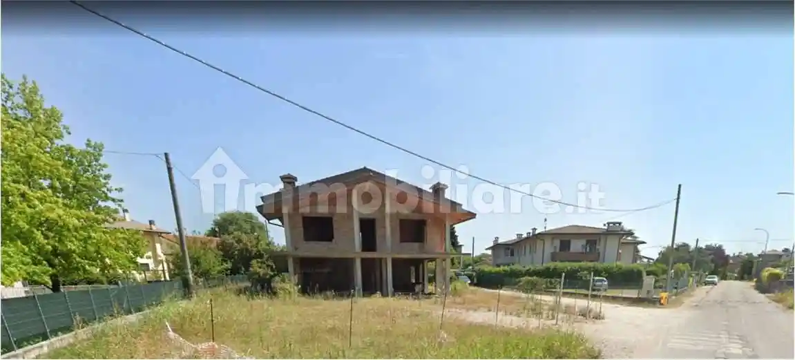 Casa indipendente in vendita a Sernaglia della Battaglia