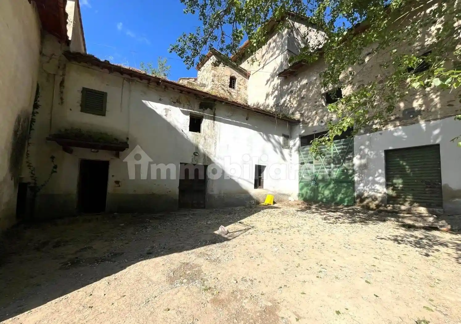 Rustico - Casale in vendita a Calenzano