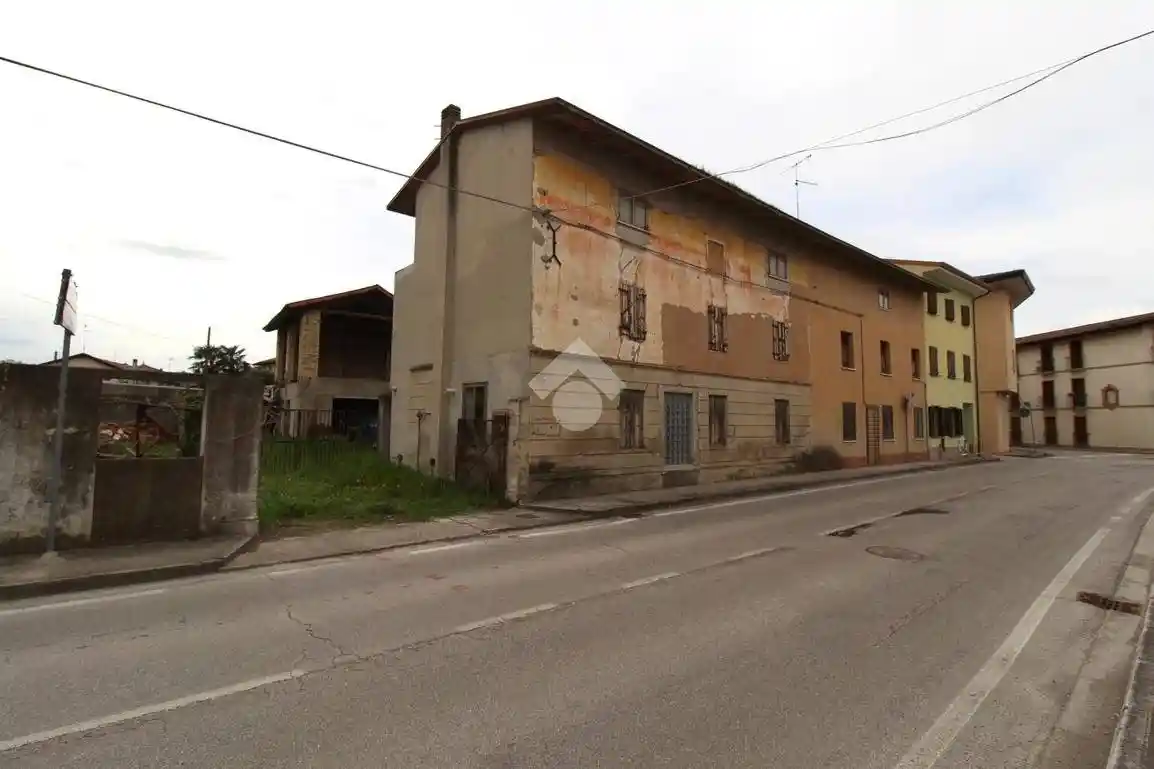 Rustico - Casale in vendita a Ronchis