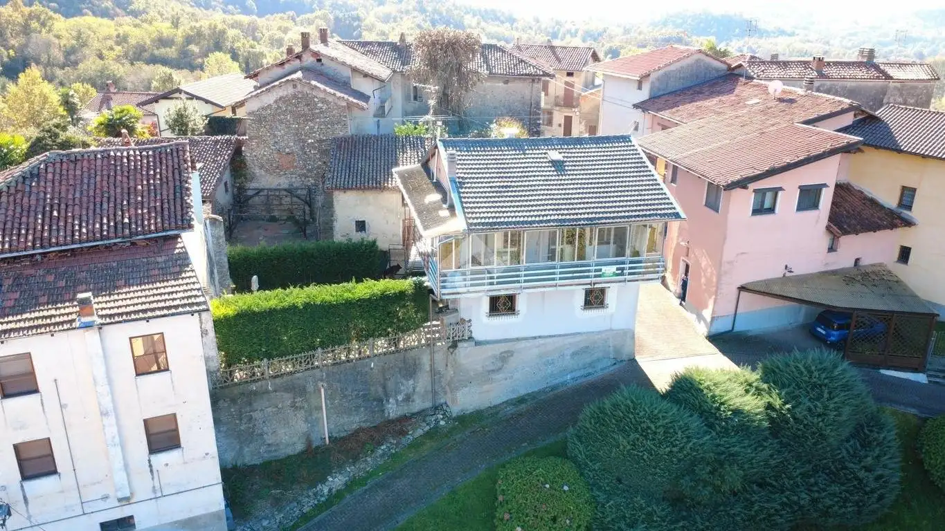 Casa indipendente in vendita a Roppolo