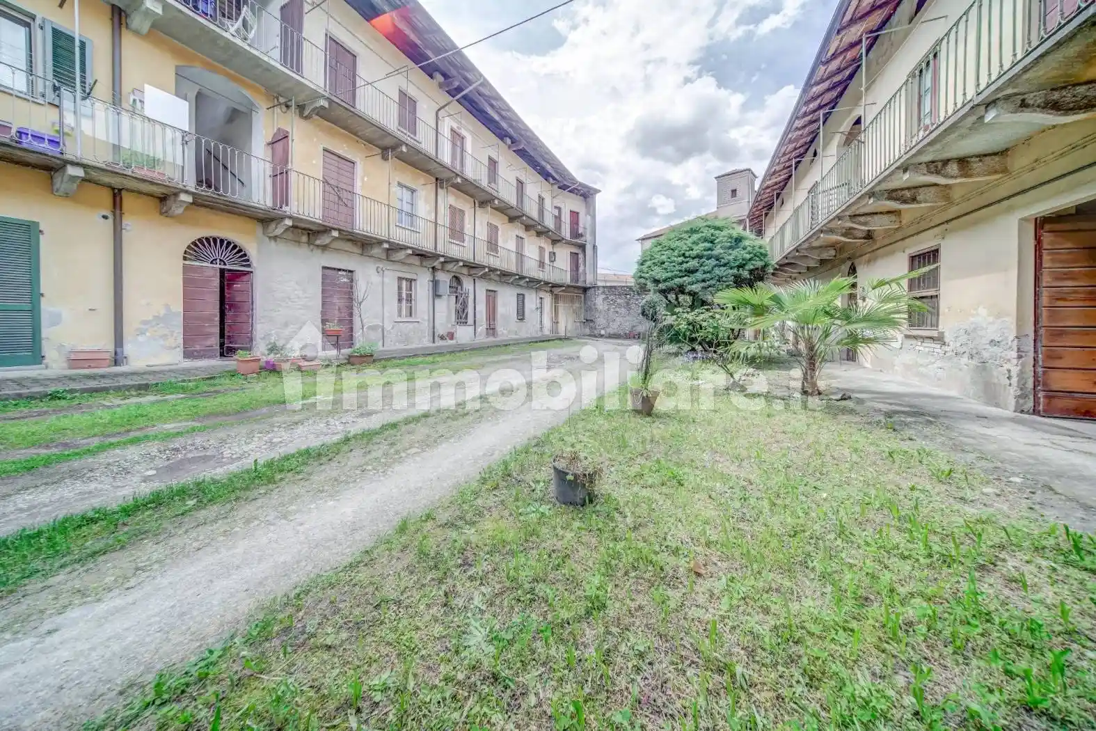 Casa indipendente in vendita a Borgomanero