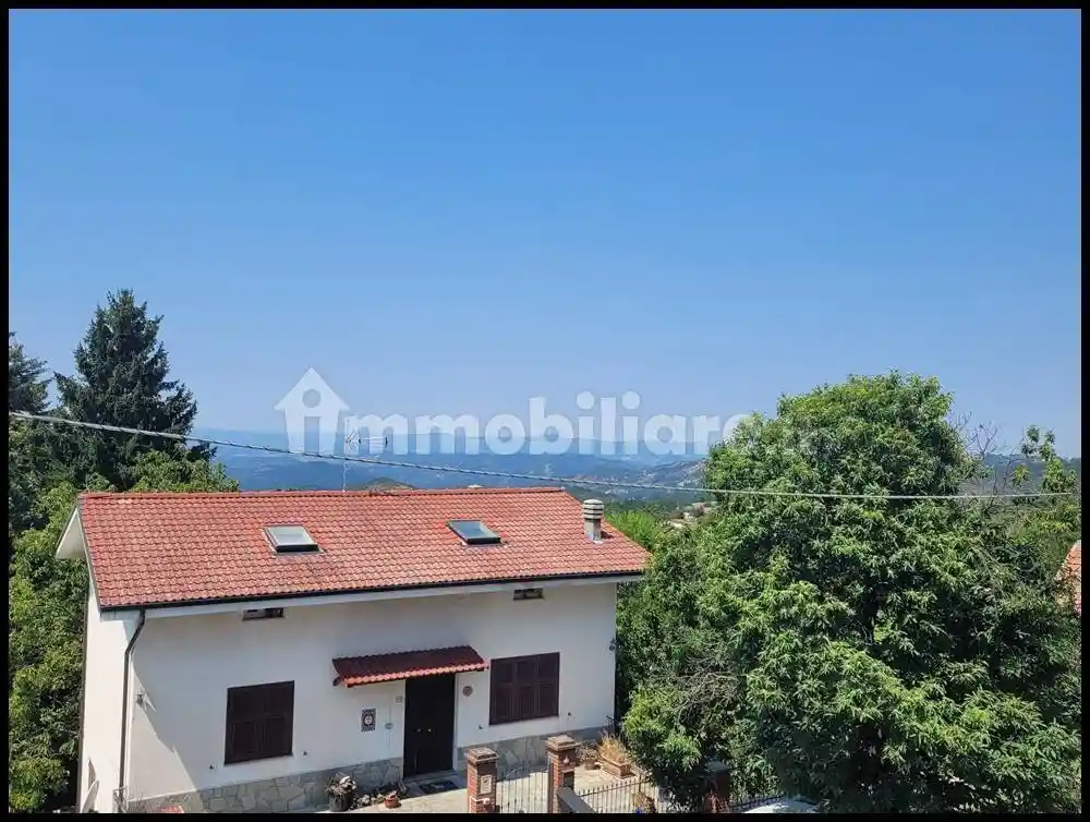 Appartamento in vendita a Ponzone