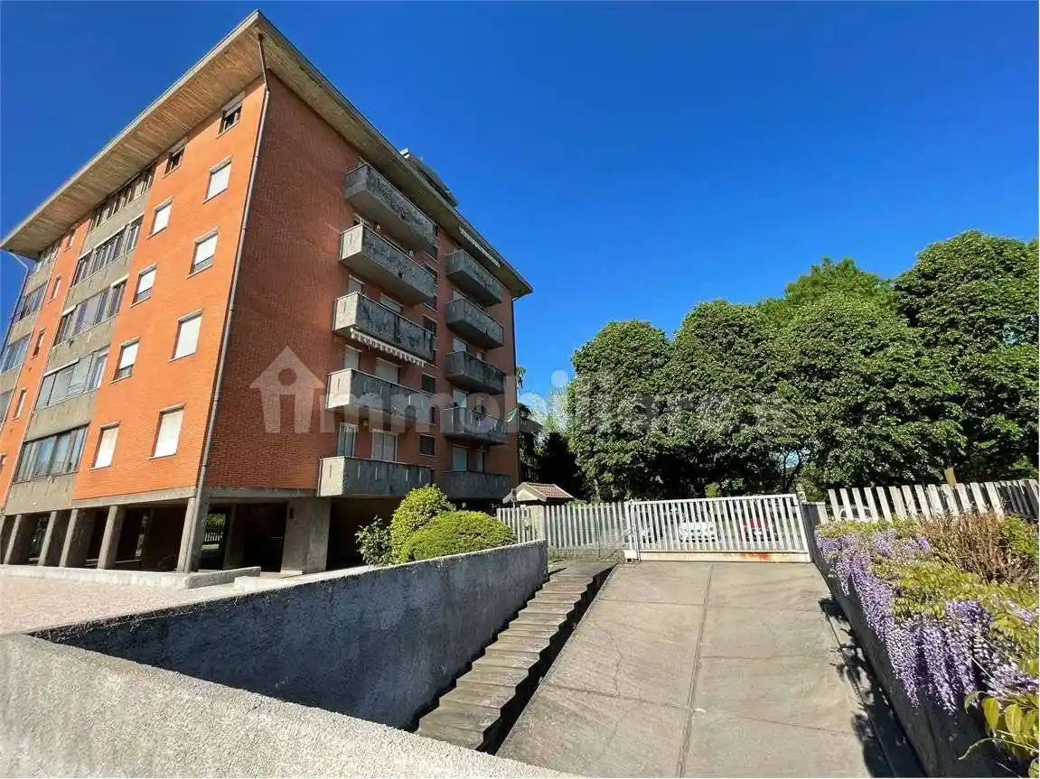 Appartamento in vendita a Limbiate