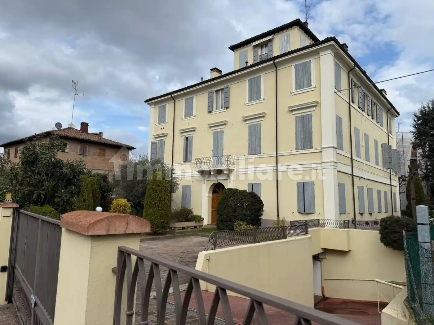 Appartamento in vendita a Modena