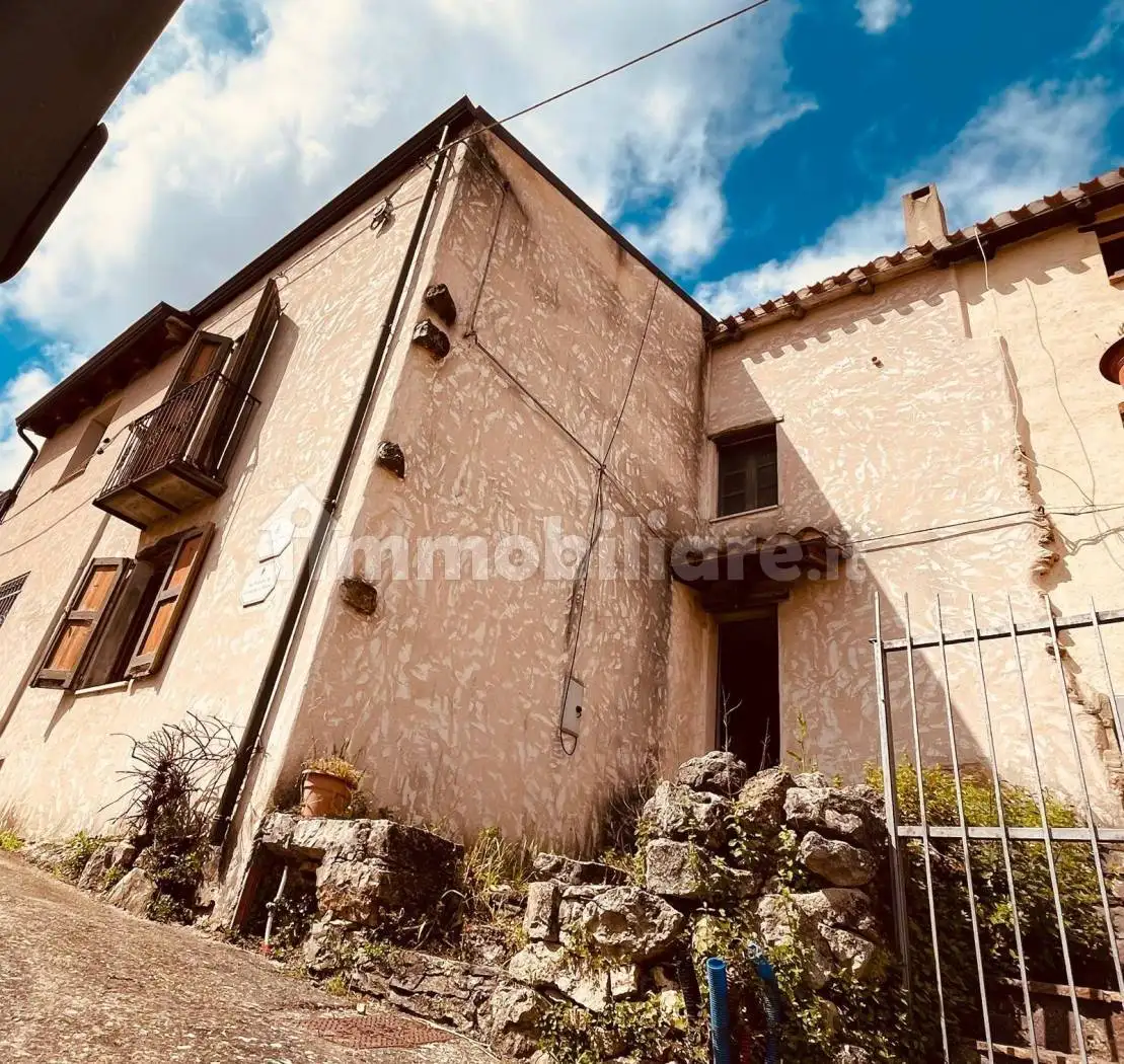 Casa indipendente in vendita a Sadali