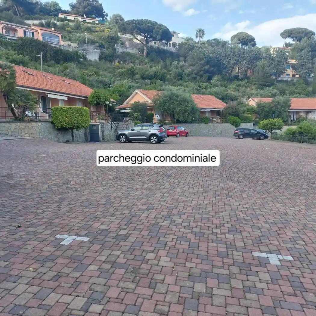 Villa in vendita a Costarainera