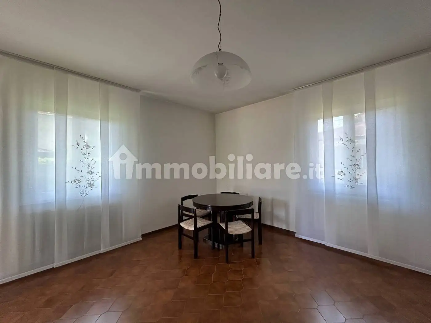 Villa unifamiliare via Vittorio Veneto 81, Centro, Brembio - foto 5