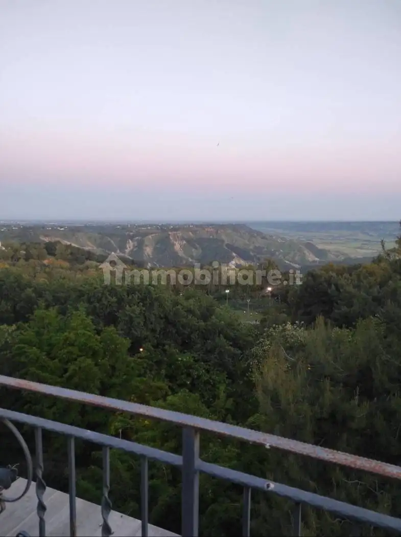Casa indipendente in vendita a Pisticci