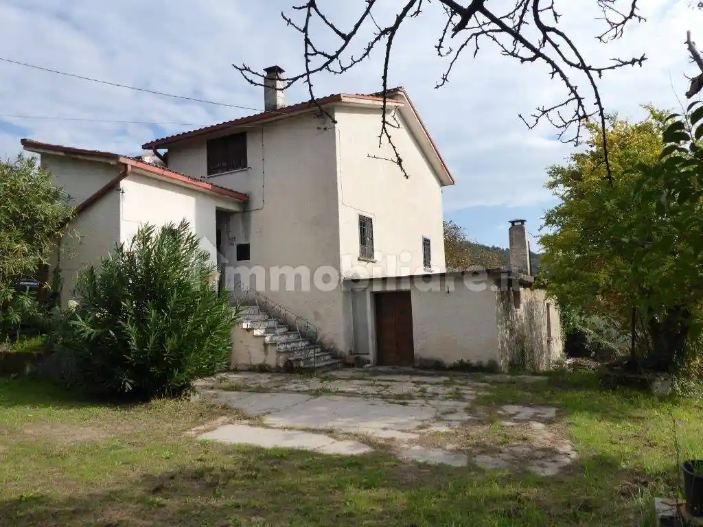 Casa indipendente in vendita a Cassino