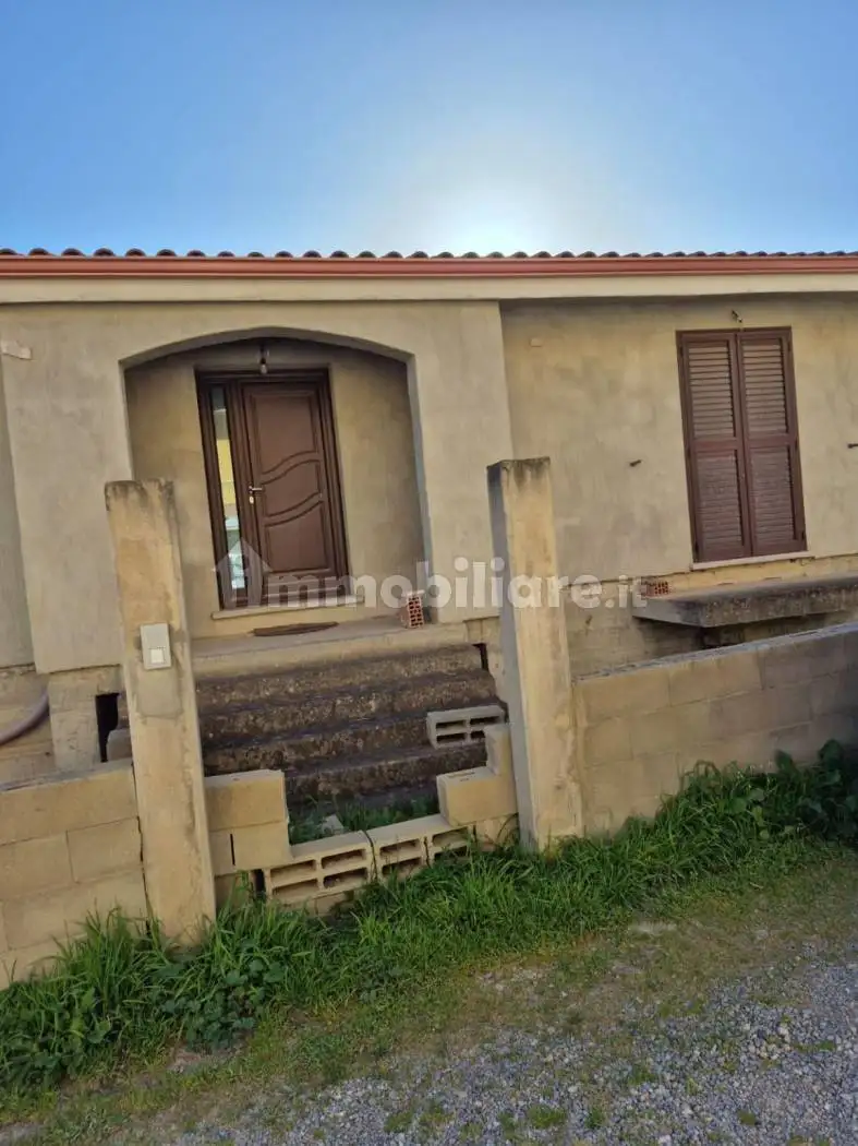 Casa indipendente in vendita a Narcao