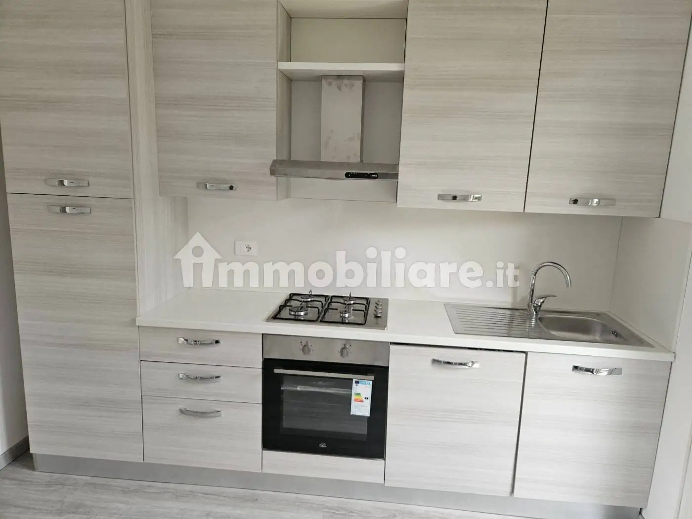 Trilocale via delle Coste 3, Capiago Intimiano Olmeda, Capiago Intimiano - foto 3