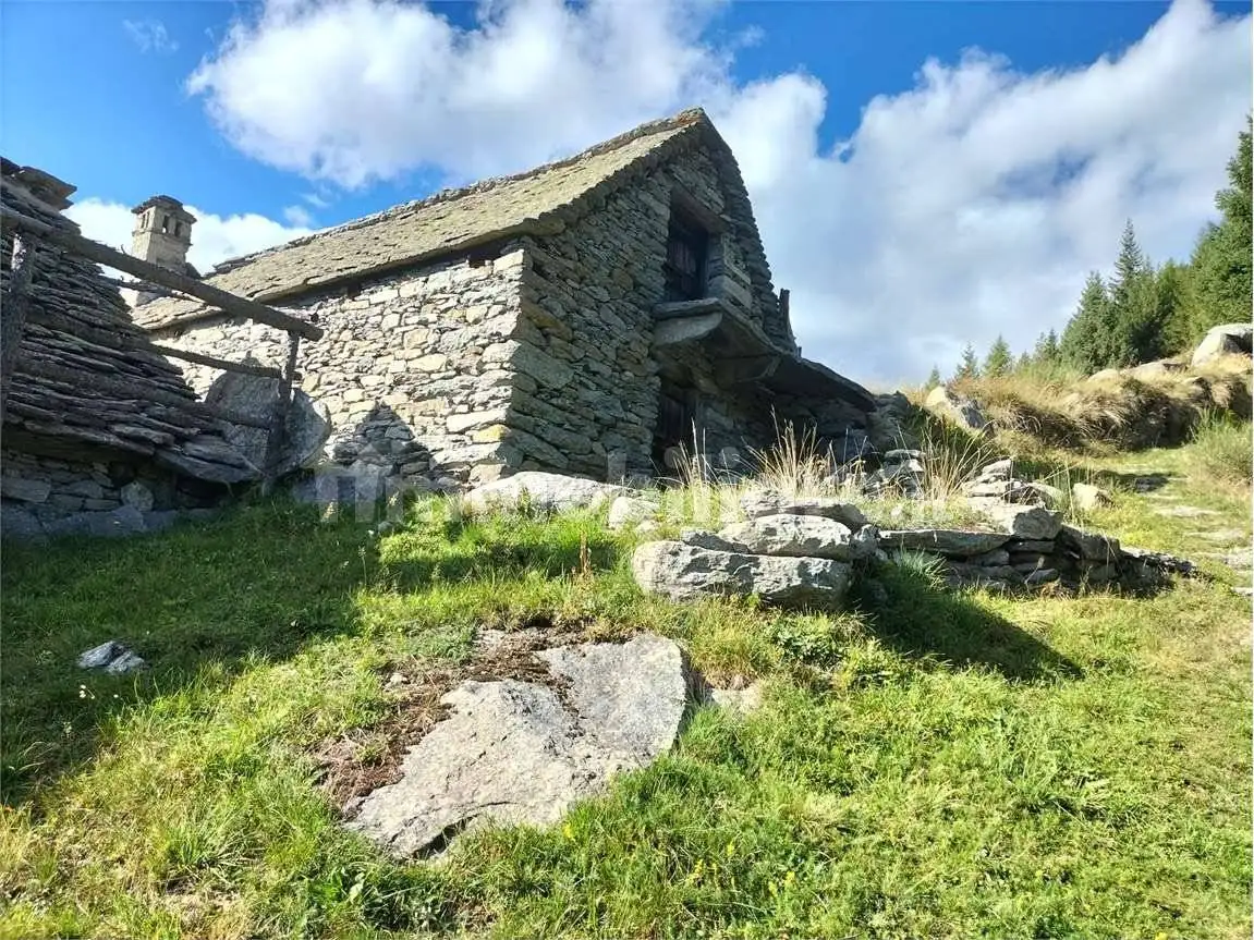 Rustico - Casale in vendita a Crodo