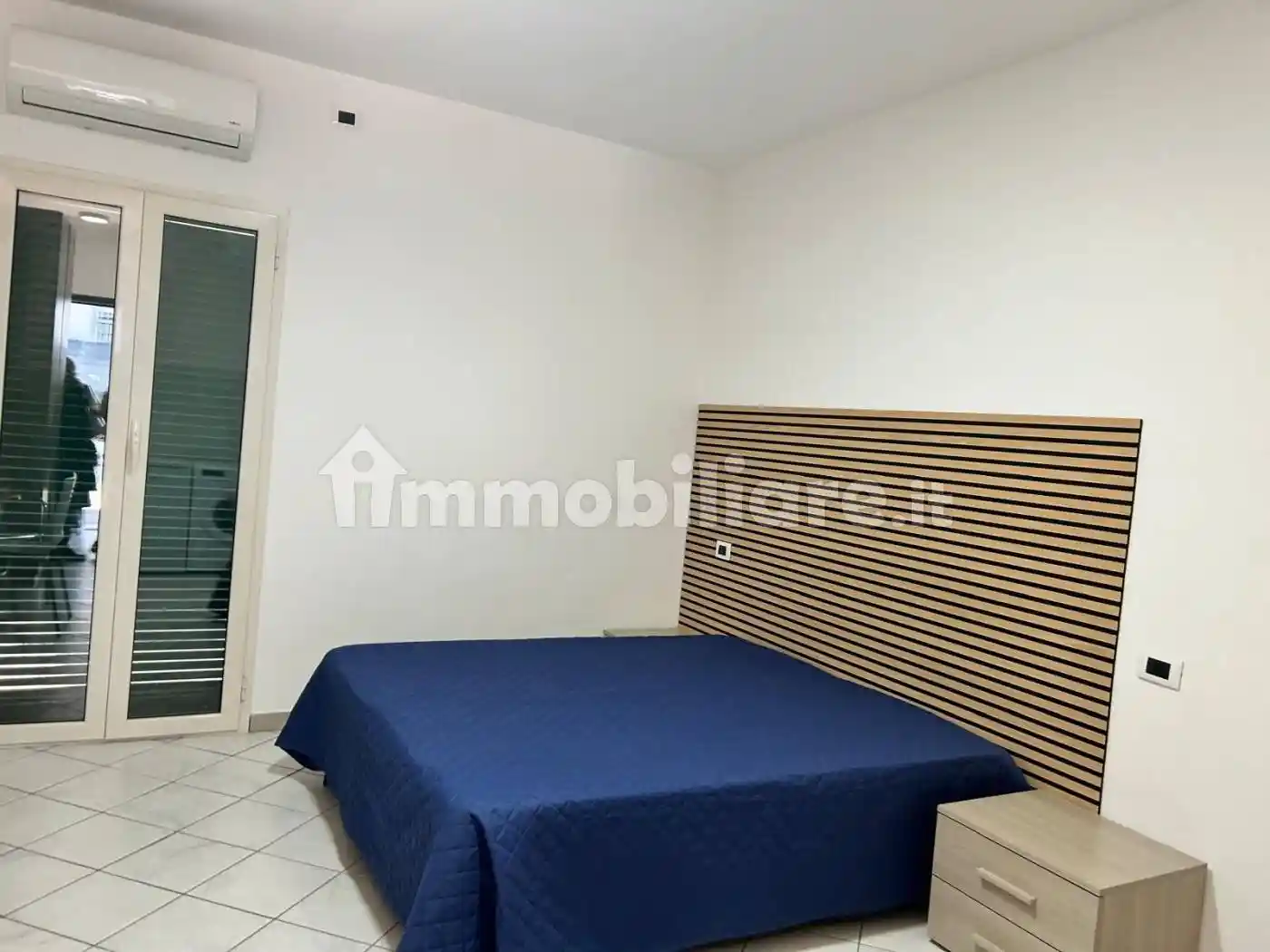 Palazzo - Edificio in Affitto - foto 5