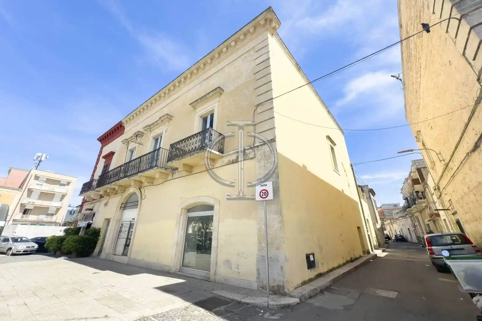 Palazzo - Edificio in vendita a Bari