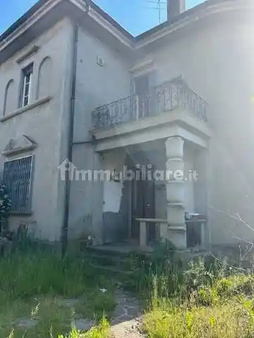 Villa in vendita a Legnano