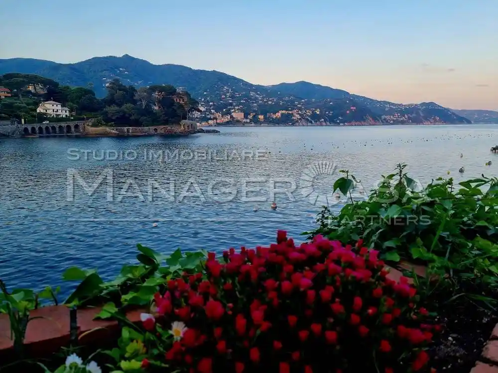 Appartamento in vendita a Rapallo