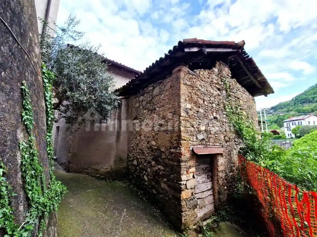 Casa indipendente in vendita a Calolziocorte