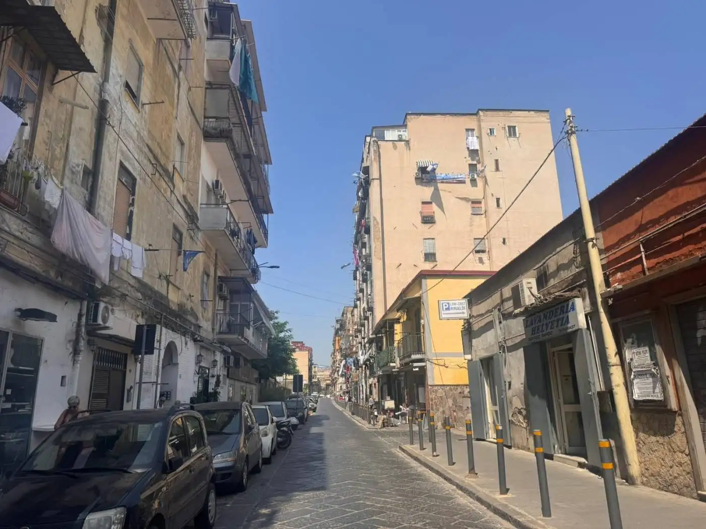 Appartamento in vendita a Napoli